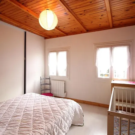 10 Couchages Avec Wifi, Animaux Admis - Fr-1-415-166 * Le Mont-Dore